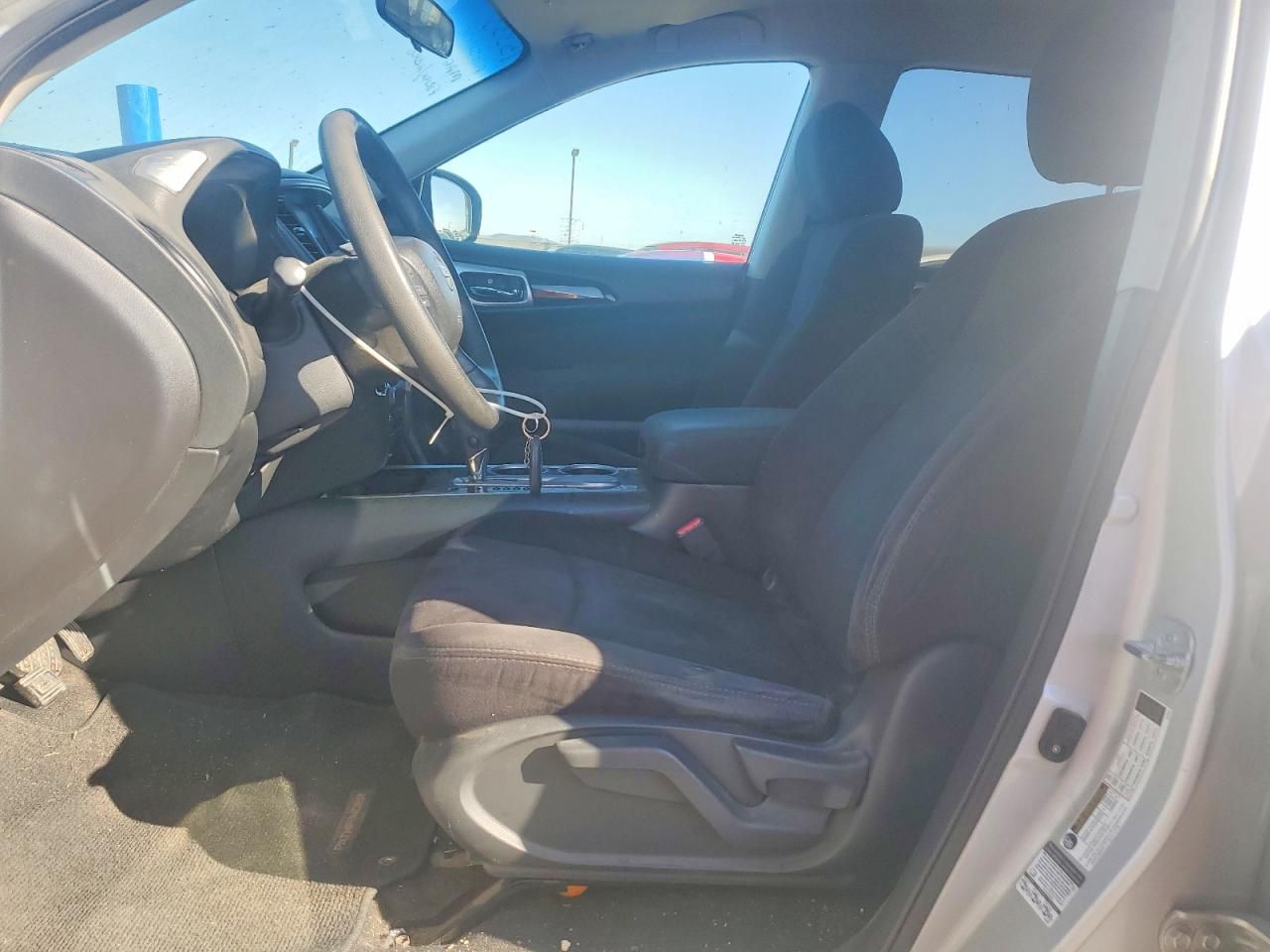 2015 Nissan Pathfinder s