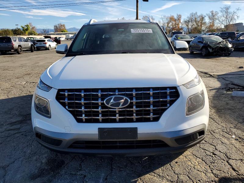 2022 Hyundai Venue sel