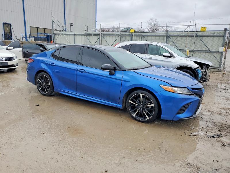2018 Toyota Camry xse