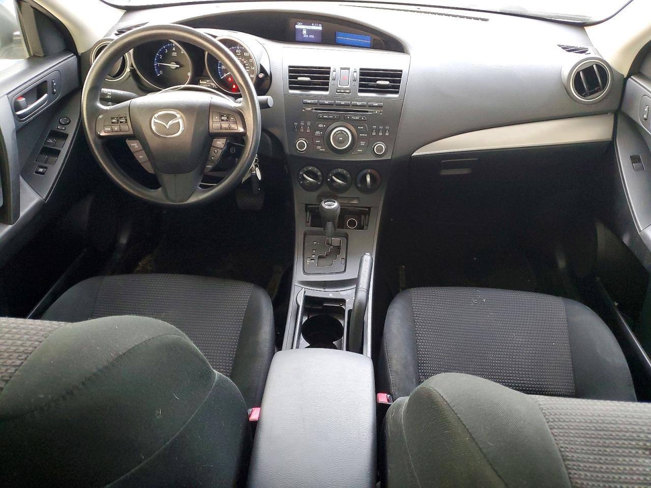 2013 Mazda 3 I