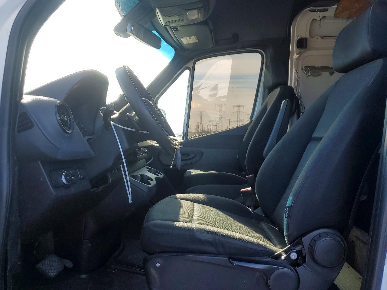 2021 Mercedes-Benz Sprinter 2500