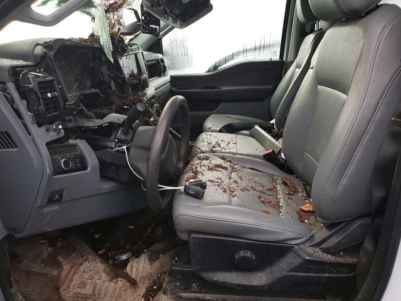 2024 Ford F350 Super Duty Truck cab and Chassis