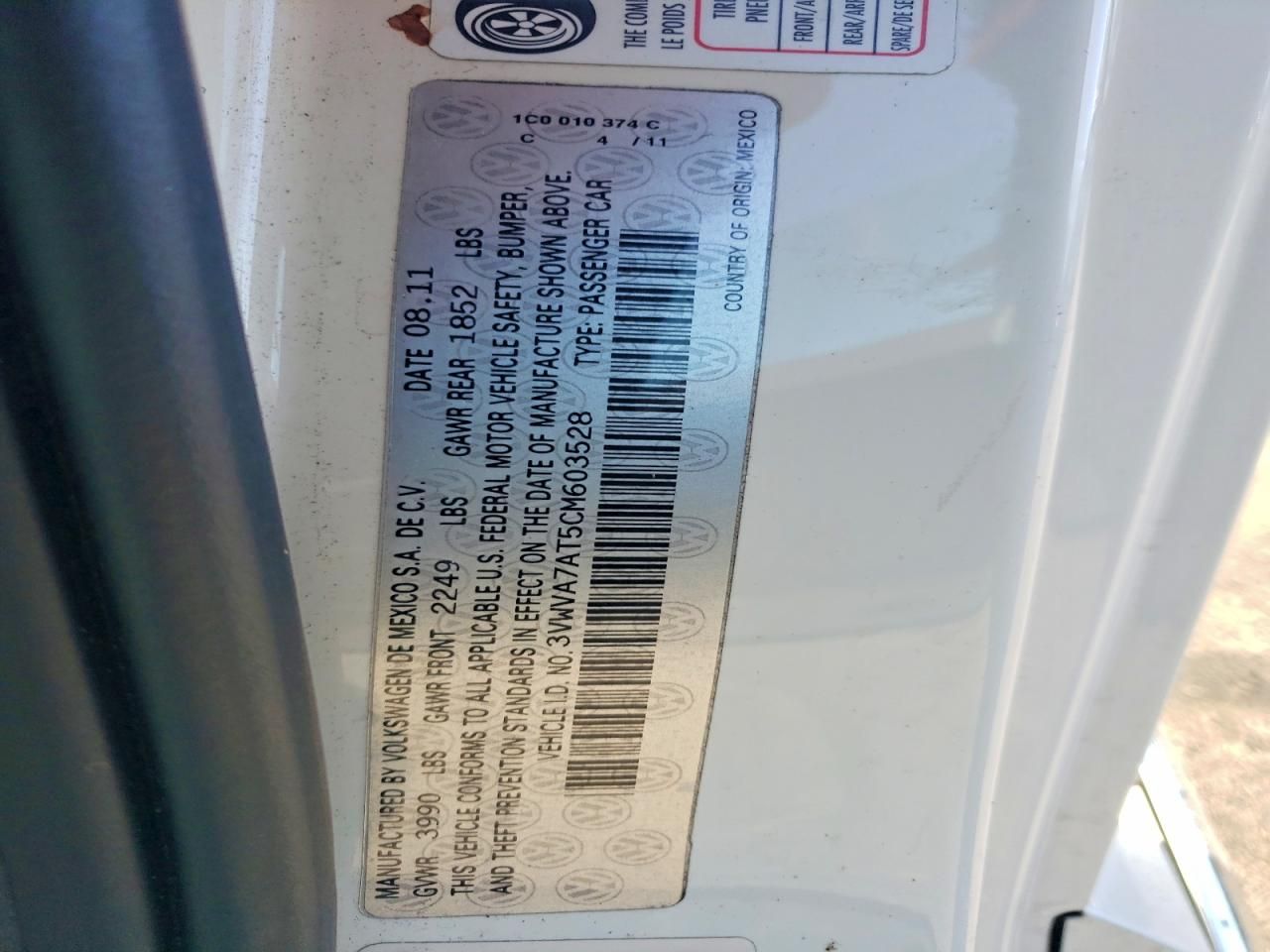 2012 Volkswagen Beetle Turbo