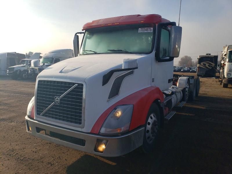 2016 Volvo VNL Semi Truck