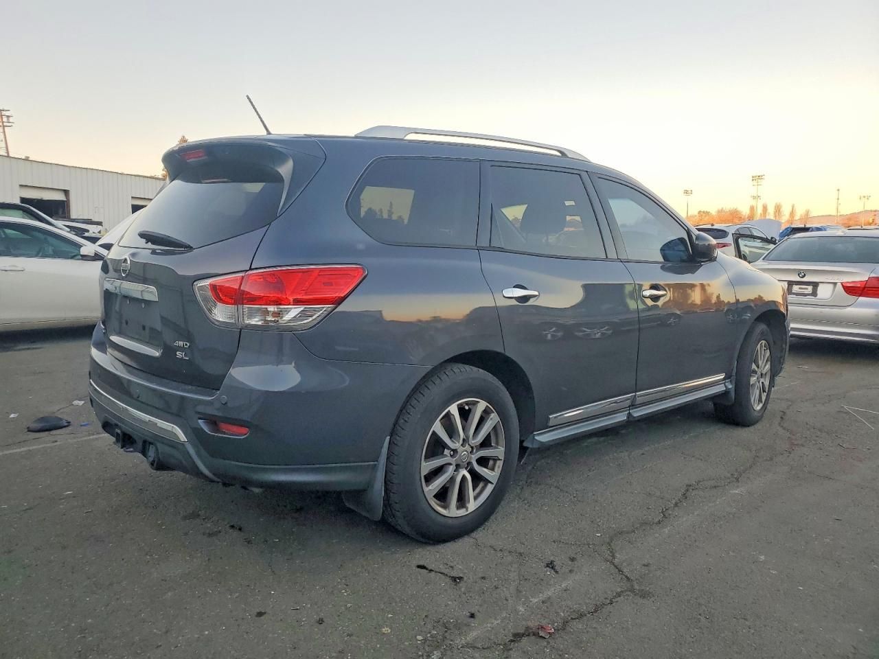 2014 Nissan Pathfinder s