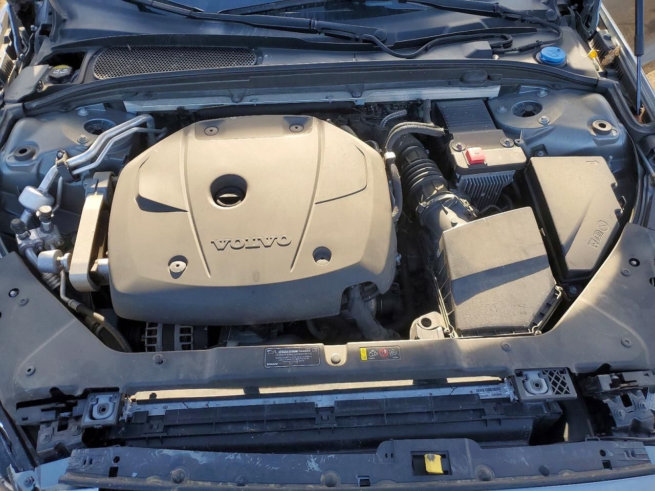 2019 Volvo S60 T6 Momentum