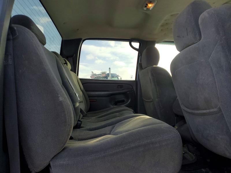 2004 Chevrolet Silverado C2500 Heavy Duty