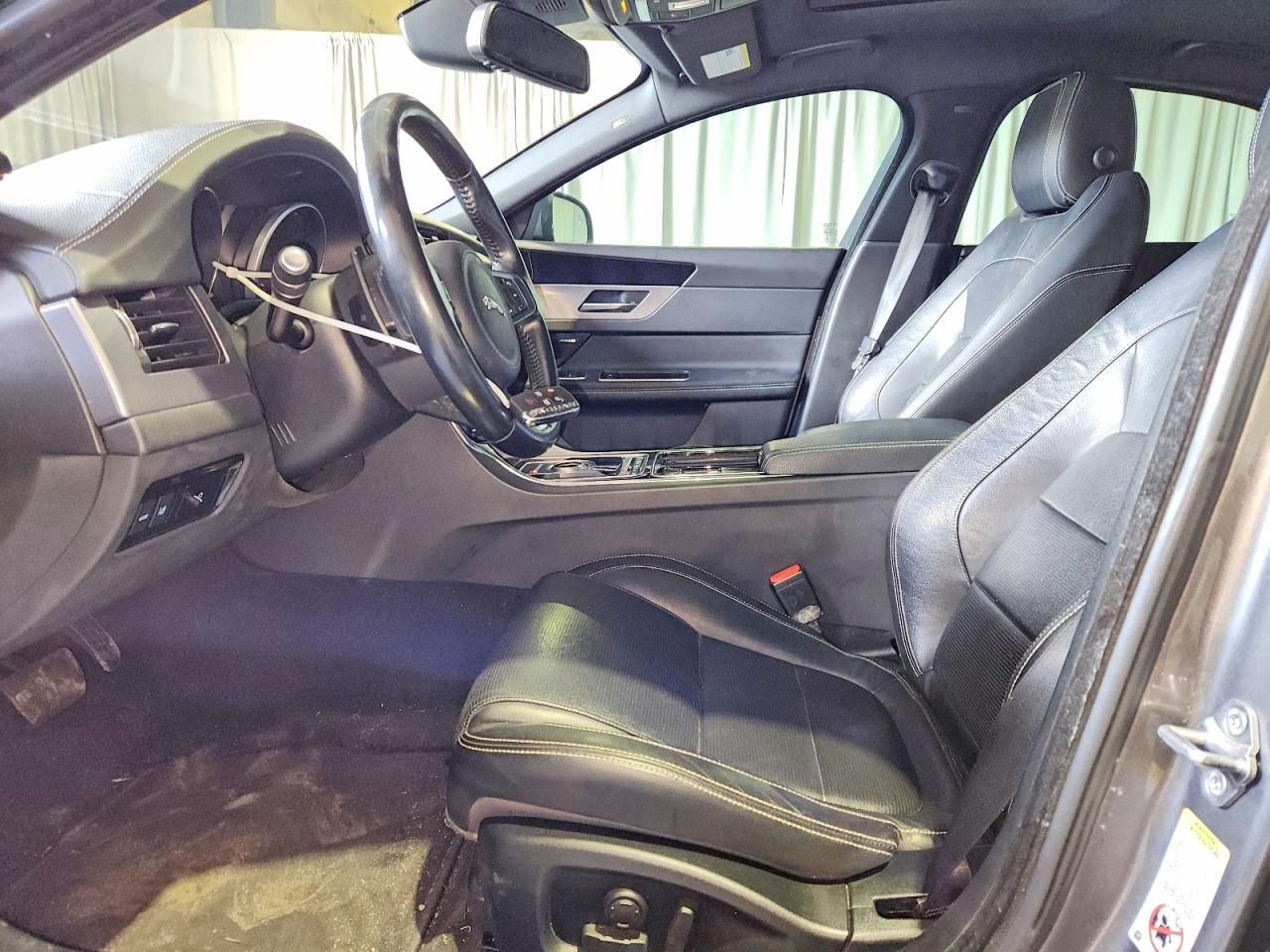 2017 Jaguar Xf R-sport