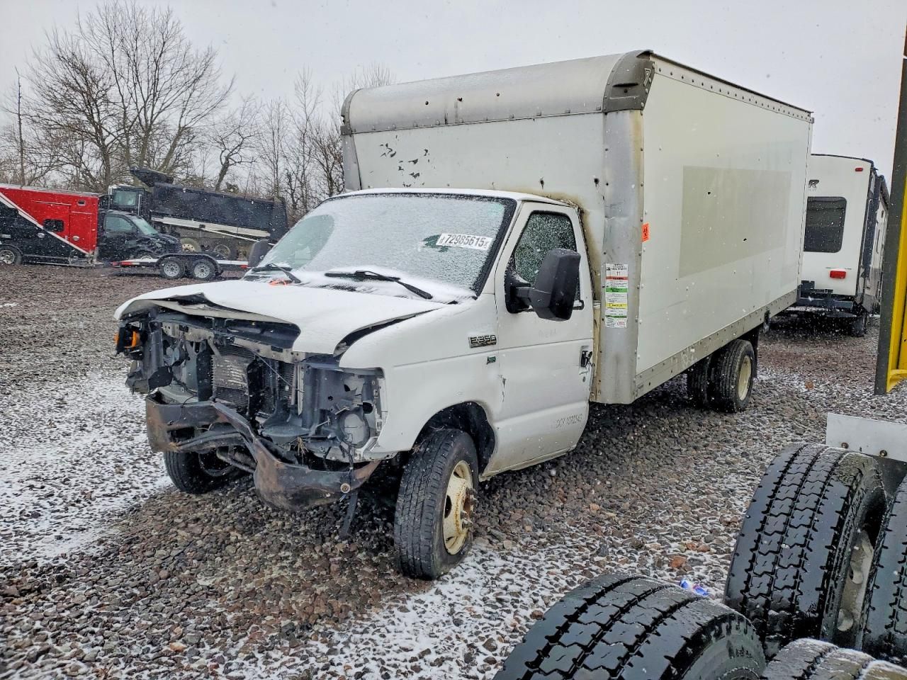 2015 Ford Econoline E350 Super Duty Cutaway Van