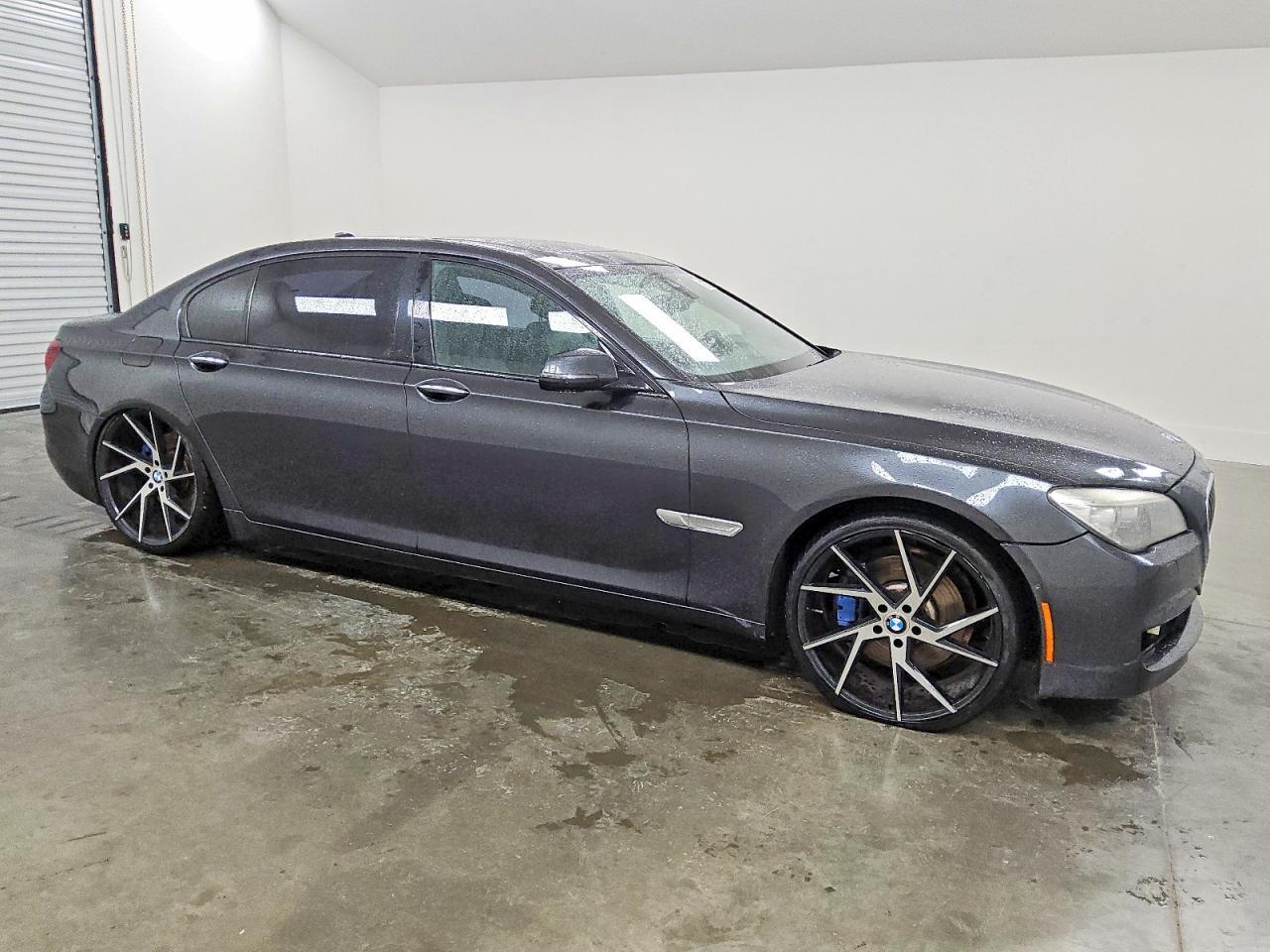 2014 BMW 750 li