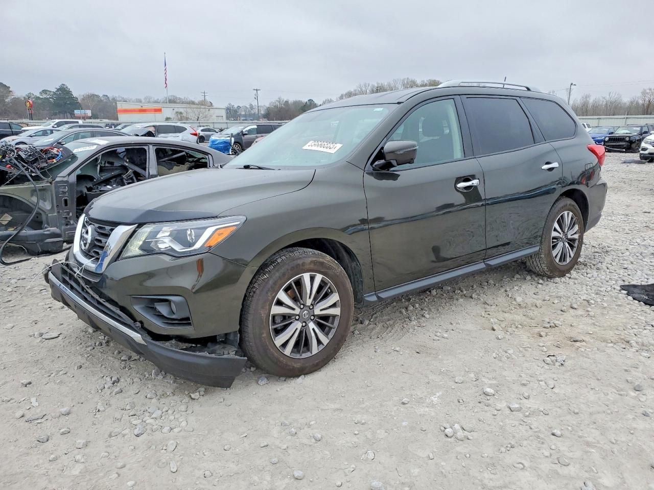 2017 Nissan Pathfinder s