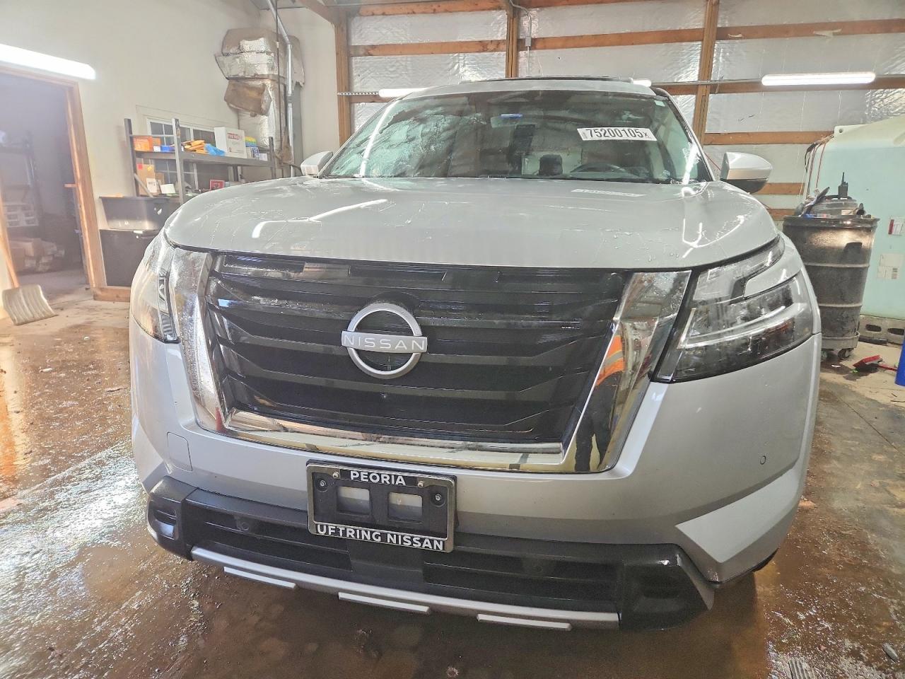 2024 Nissan Pathfinder Platinum
