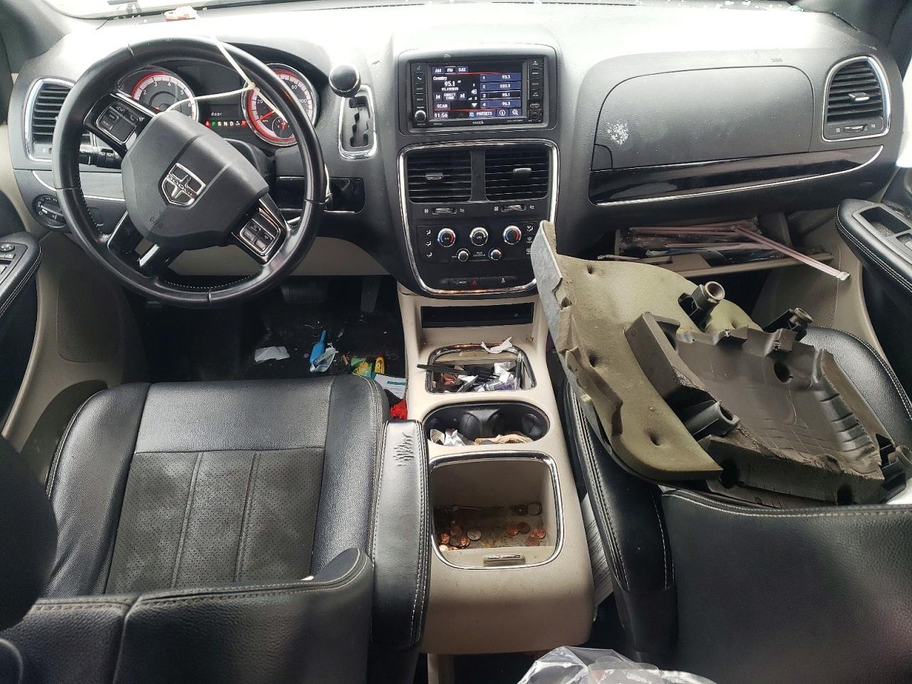 2020 Dodge Grand Caravan sxt