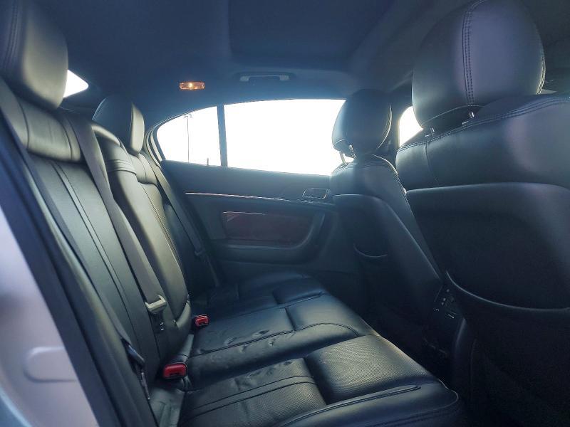 2014 Lincoln MKS
