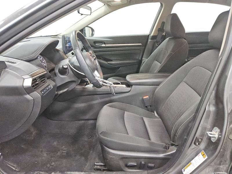 2023 Nissan Altima sv