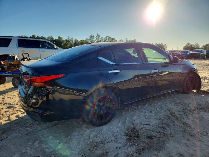 2020 Nissan Altima s