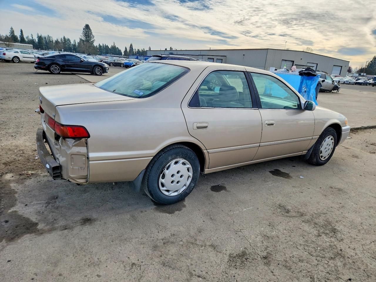1999 Toyota Camry le