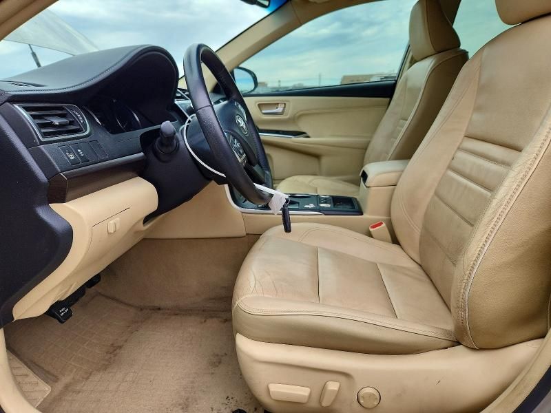 2017 Toyota Camry le