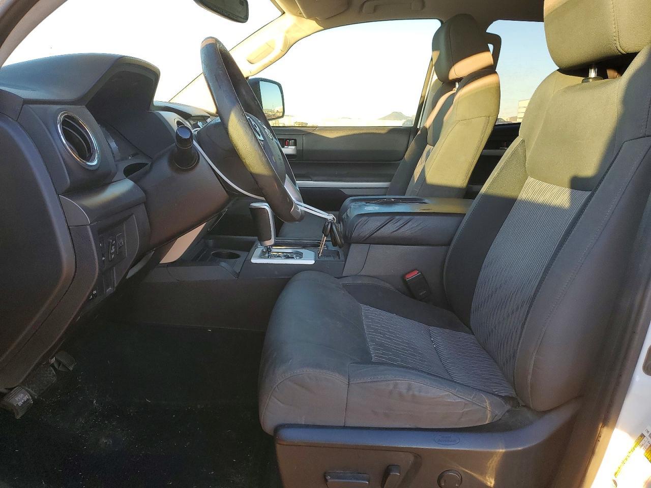 2014 Toyota Tundra Double cab sr