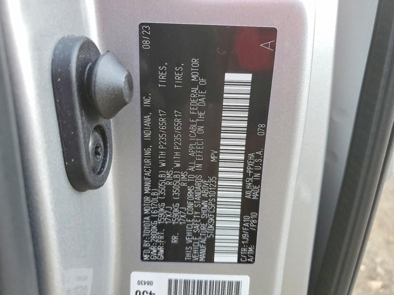 2023 Toyota Sienna le