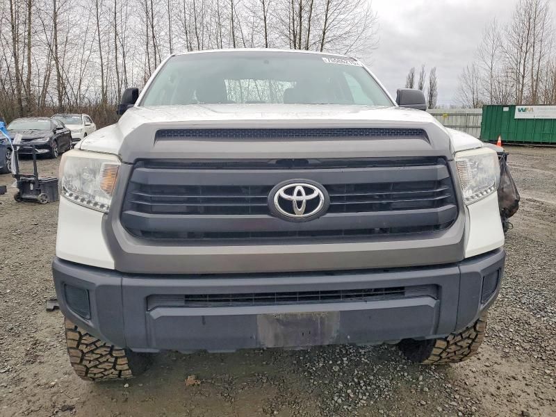 2016 Toyota Tundra Double cab sr