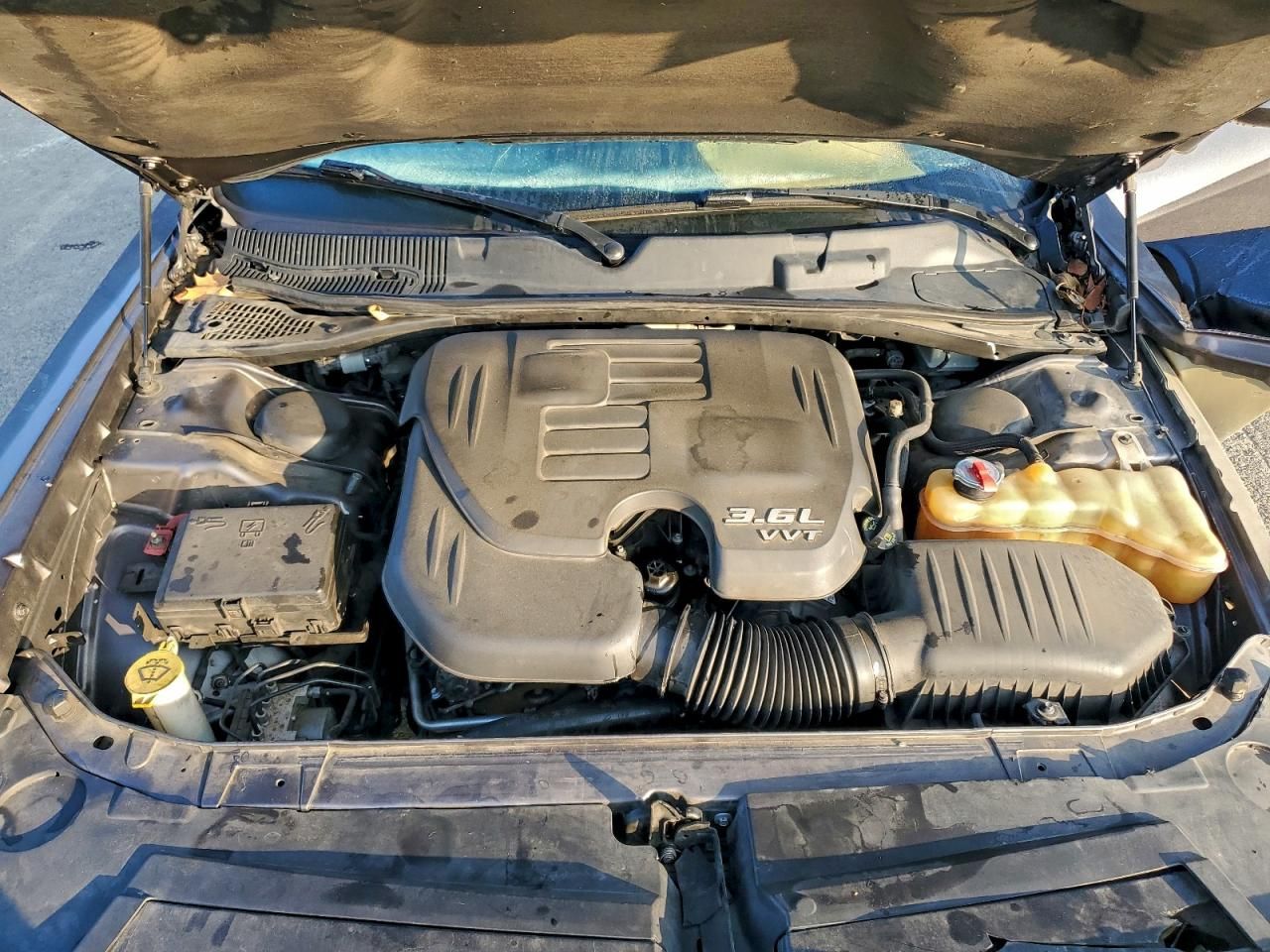 2016 Dodge Challenger sxt