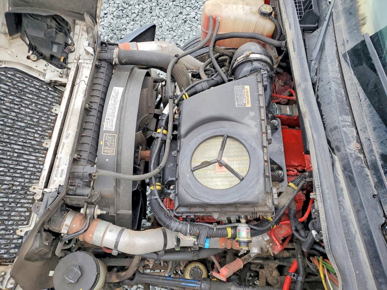 2024 International MV607 BOX Truck