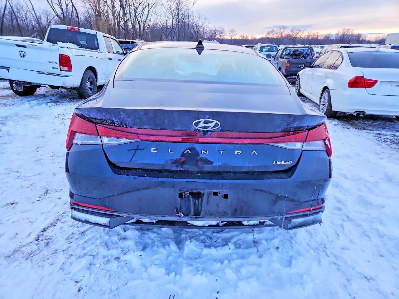 2023 Hyundai Elantra Limited