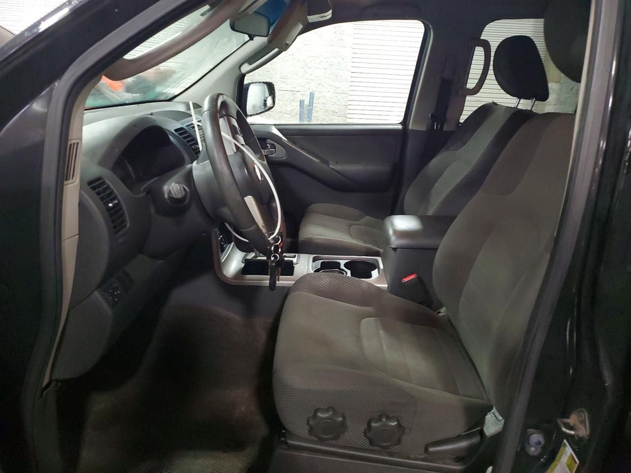 2012 Nissan Pathfinder s