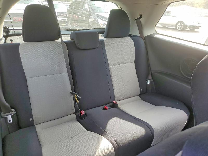 2013 Toyota Yaris 3-door l