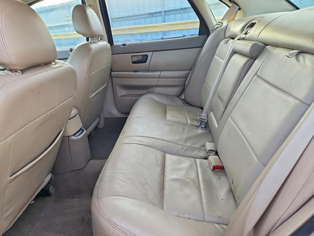 2004 Ford Taurus sel