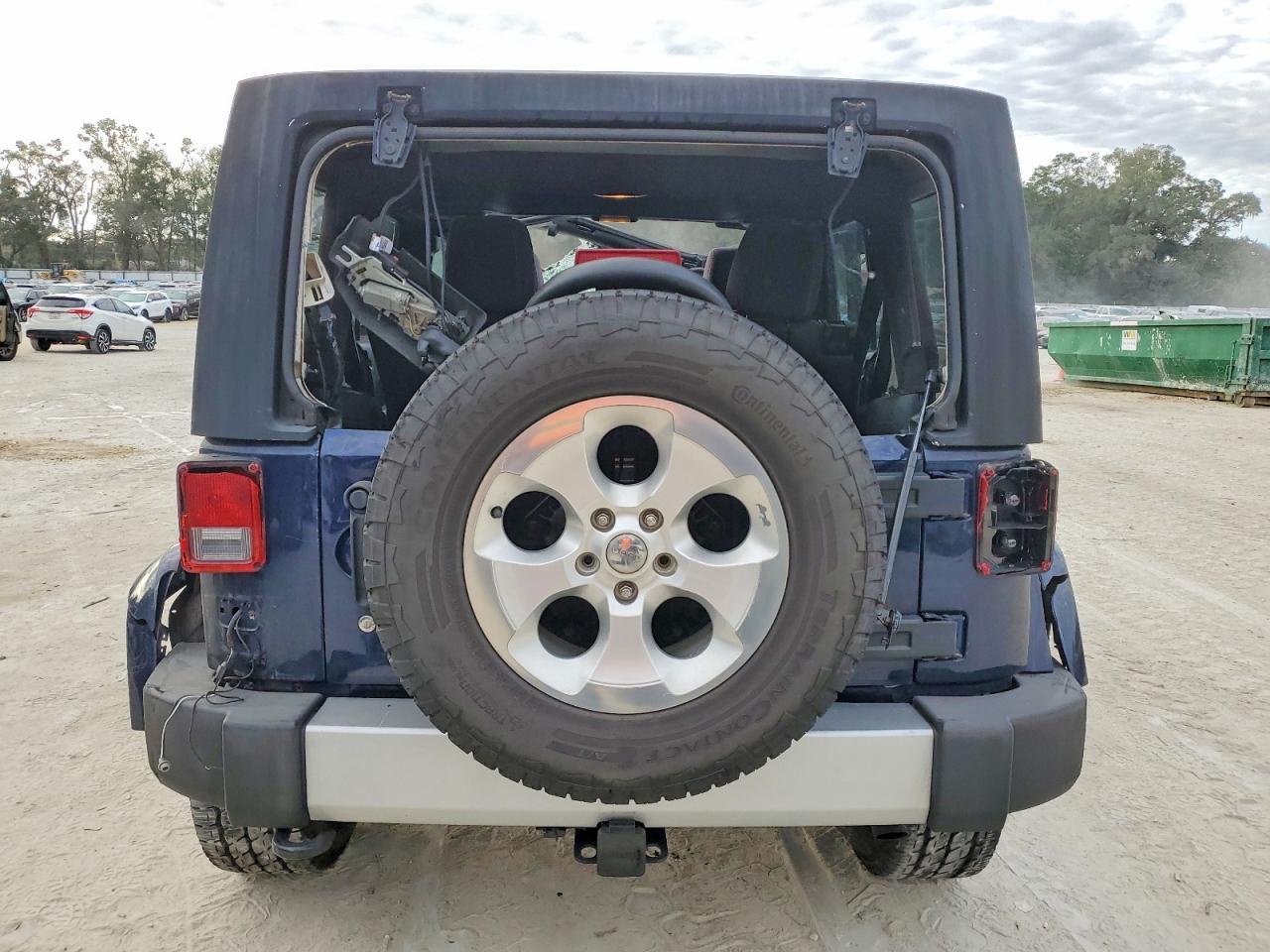 2013 Jeep Wrangler Unlimited Sahara