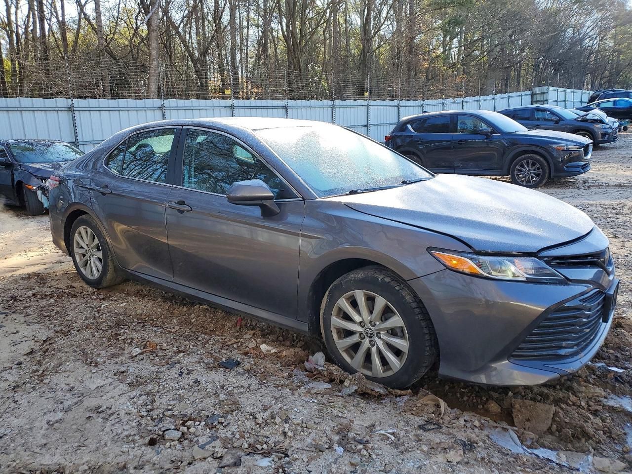 2020 Toyota Camry le