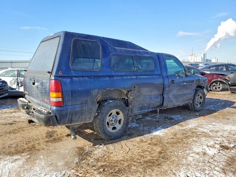 2002 GMC New Sierra C1500