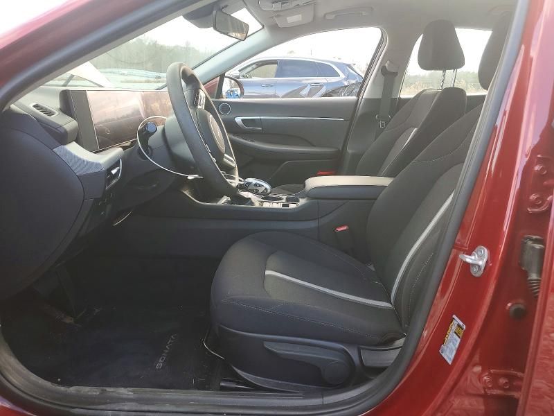 2025 Hyundai Sonata se