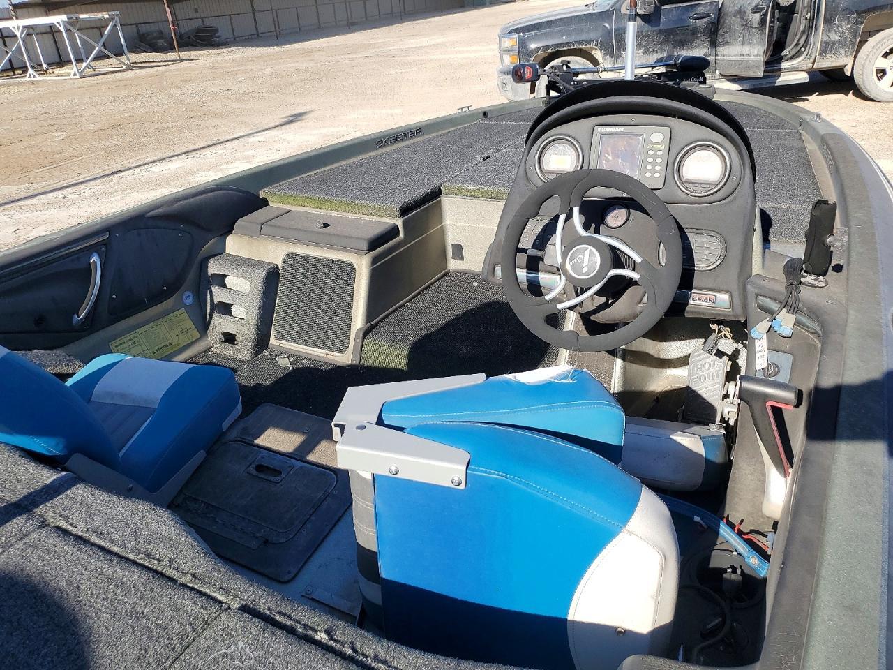 2006 Skeeter Boat
