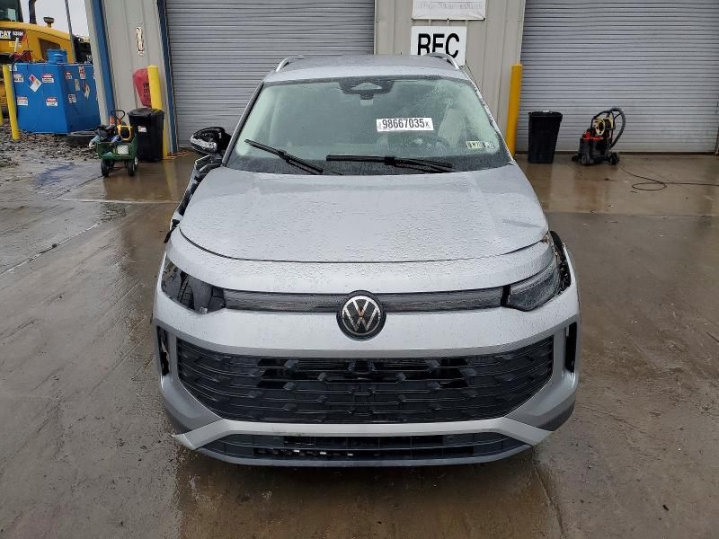 2025 Volkswagen Tiguan se