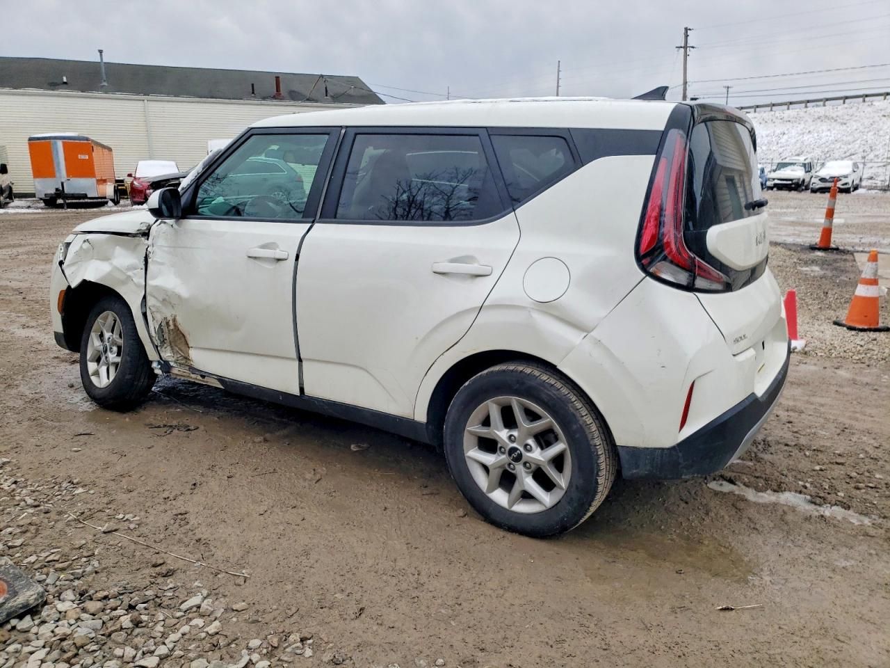 2023 KIA Soul lx