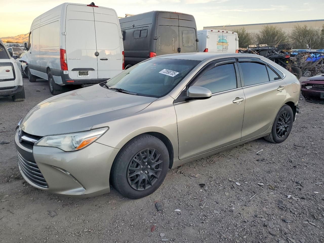 2016 Toyota Camry le