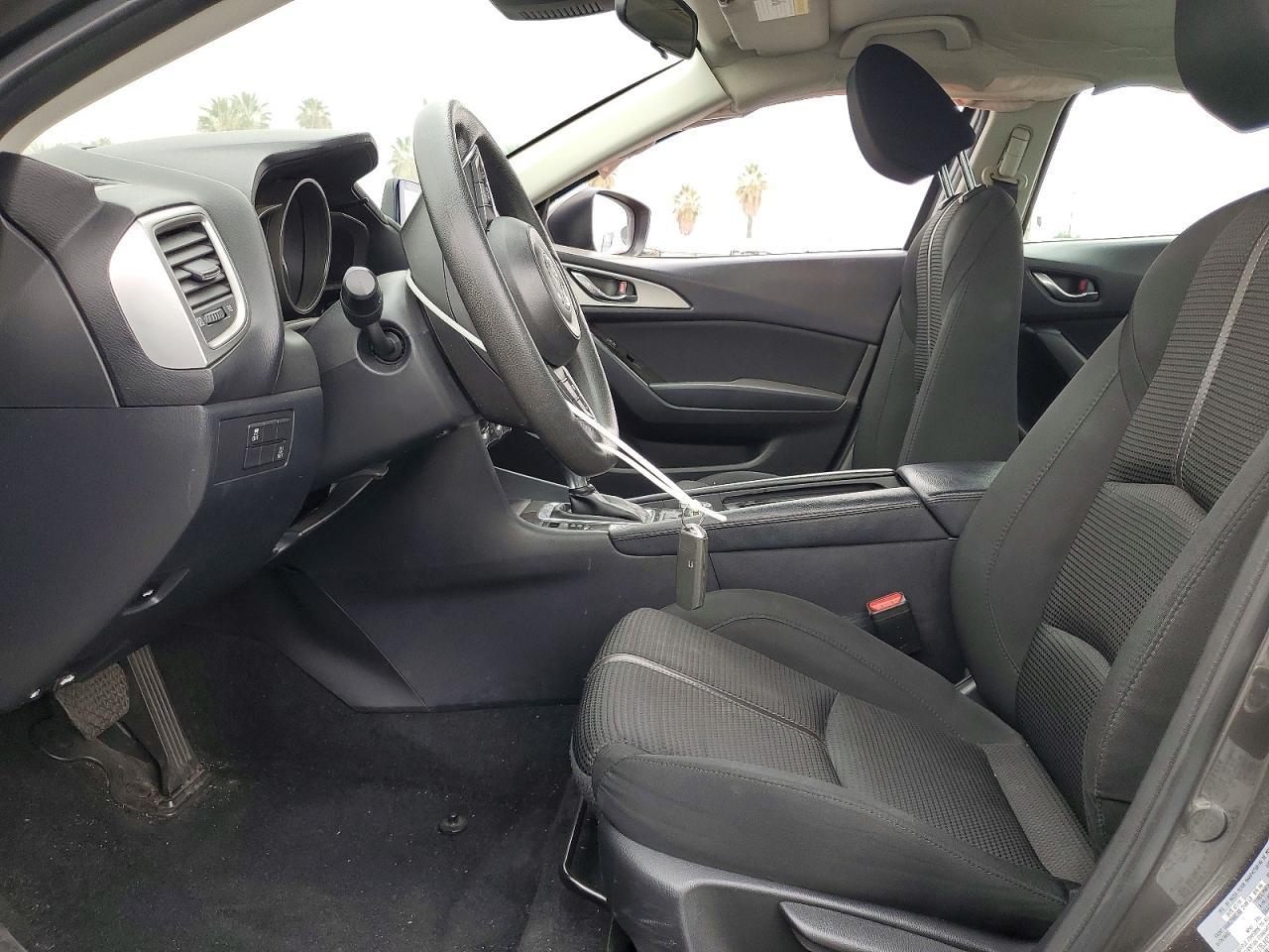 2018 Mazda 3 Sport