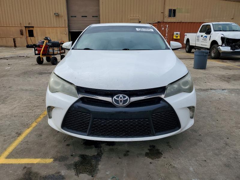 2015 Toyota Camry le