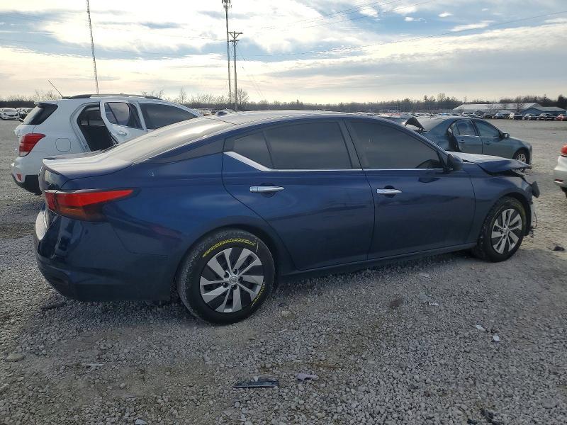 2019 Nissan Altima s