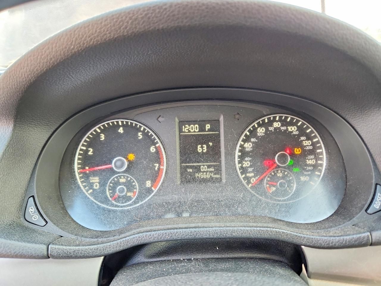 2014 Volkswagen Passat s