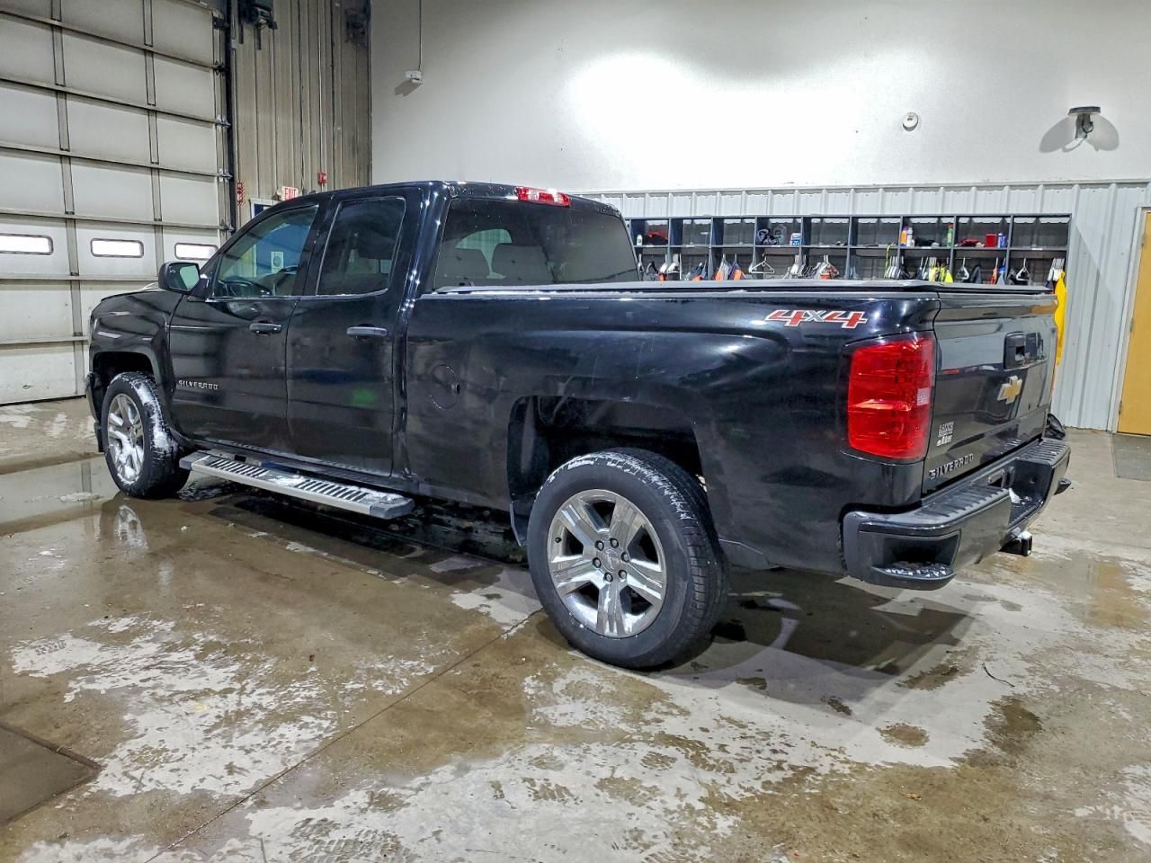 2017 Chevrolet Silverado K1500 Custom