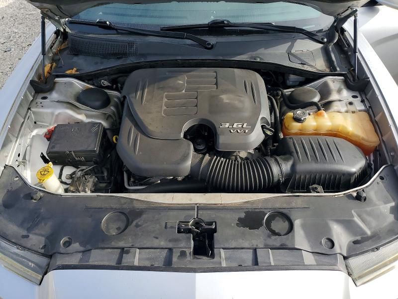 2012 Dodge Charger sxt