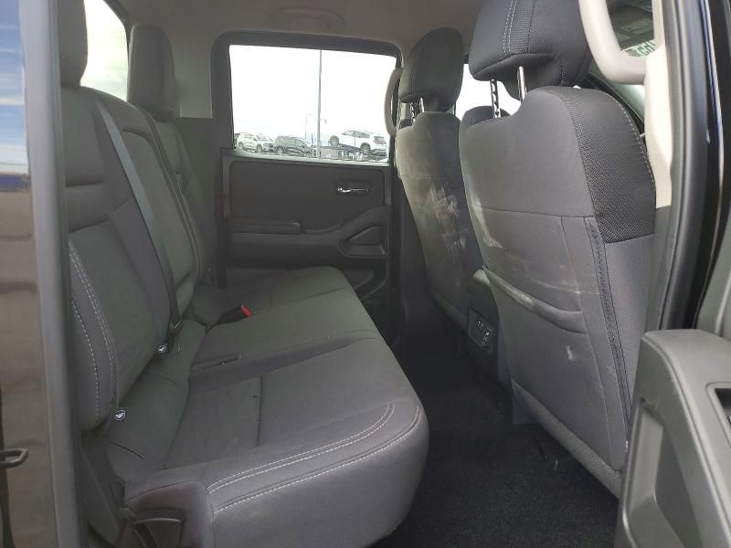 2024 Nissan Frontier