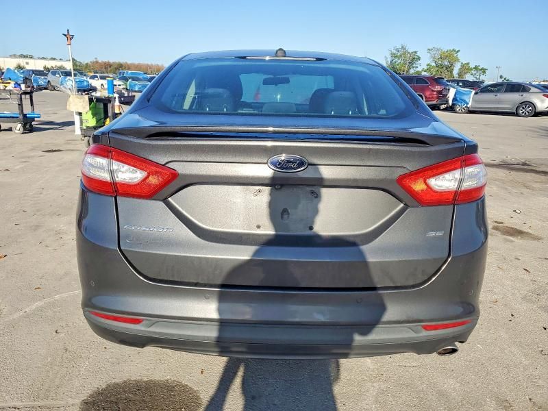2016 Ford Fusion se