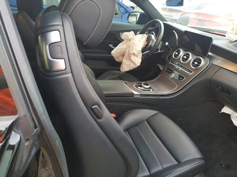 2021 Mercedes-Benz C300