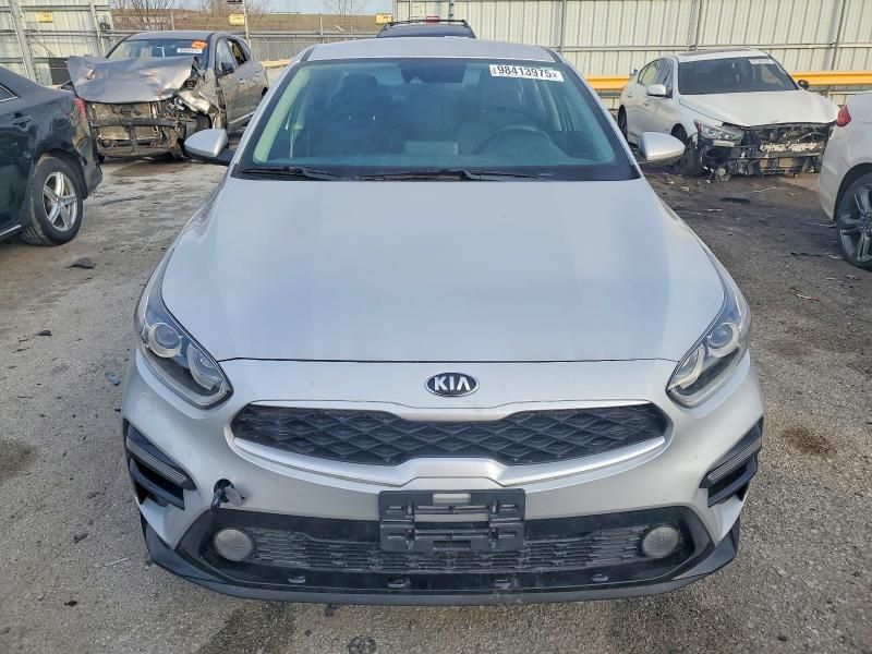 2021 KIA Forte fe