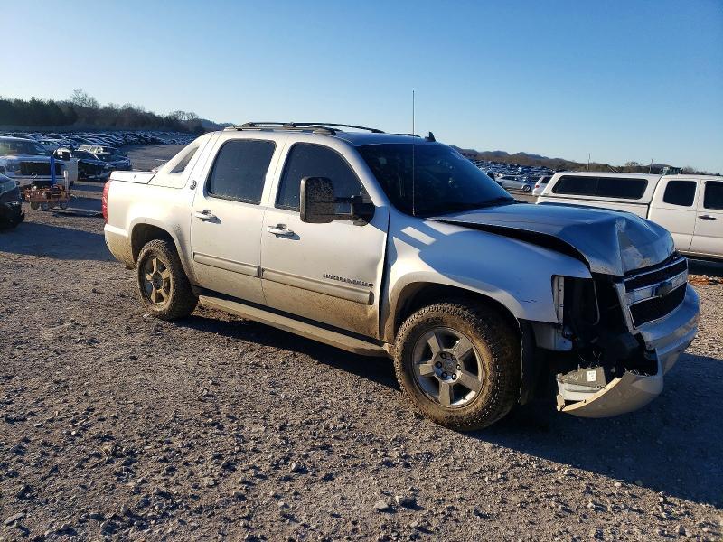 2013 Chevrolet Avalanche ls
